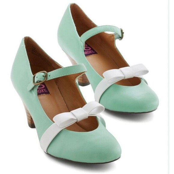 Mojo Moxy Mint Mod Maryjane Leather‎ Upper Cone Heel Shoes Pumps Size 10M Twee - Picture 1 of 8